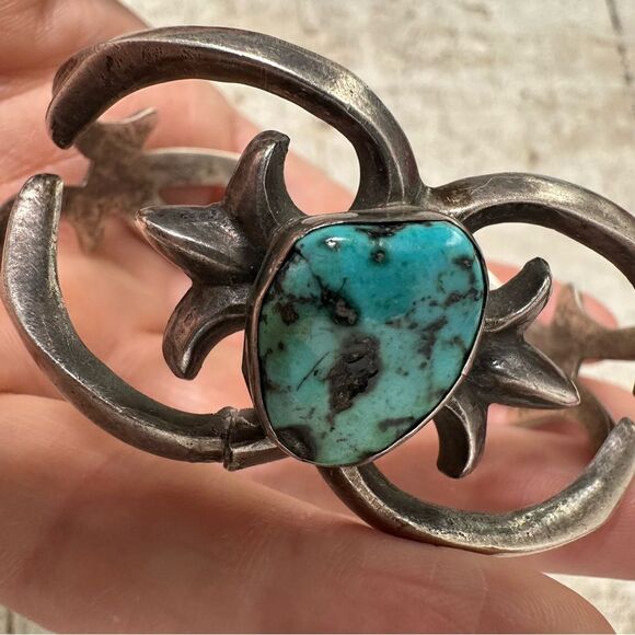 Sold - Picture 7 of 10